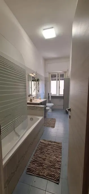 Faby & Fra Apartments 利沃诺 意大利
