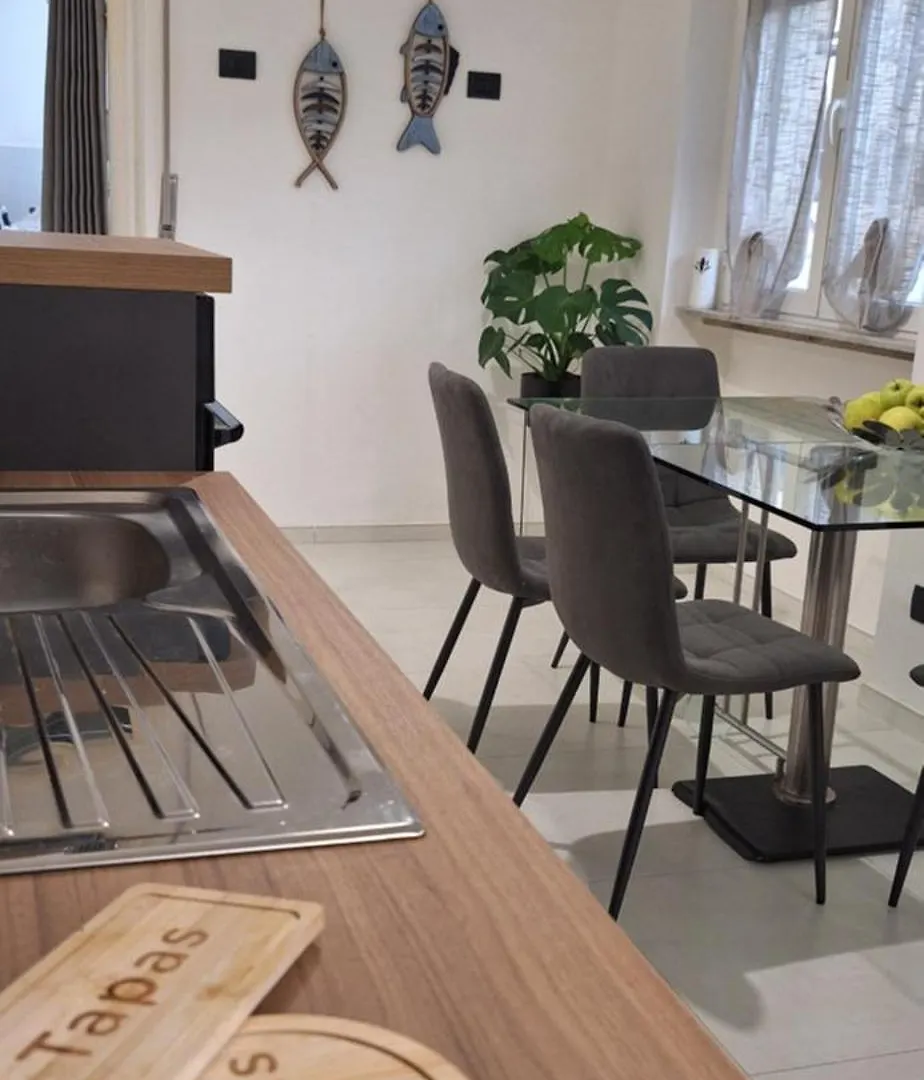 Faby & Fra Apartments 利沃诺
